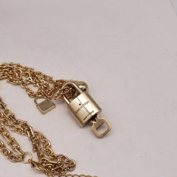 Authentic Louis Vuitton Lock & Key W/ Unbranded Stainless Steel Gold Heart Chain - Picture 5 of 13